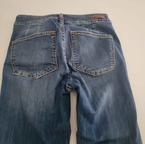 Classic Blue Women's Jeans - Picture 3 of 5